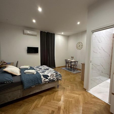 Studio Apartment Fiorello I Rijeka Exterior photo